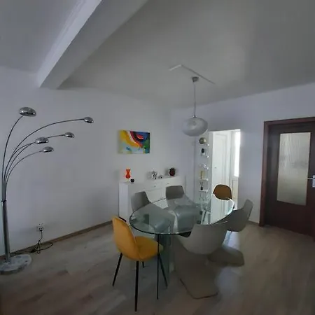 アパート Duplex App. 15min Van Brugge Te ブランケンベルヘ